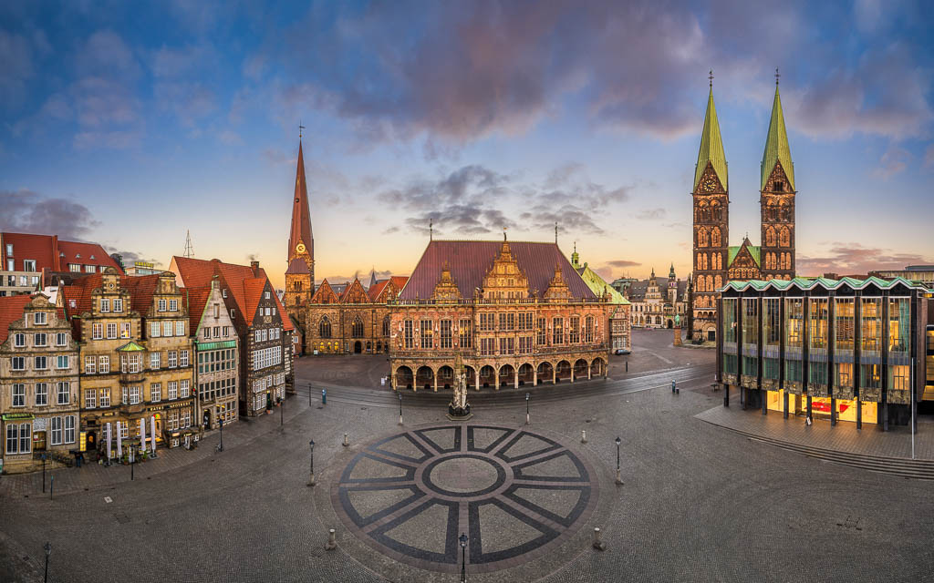 Marktplatz von Bremen zum Sonnenuntergang