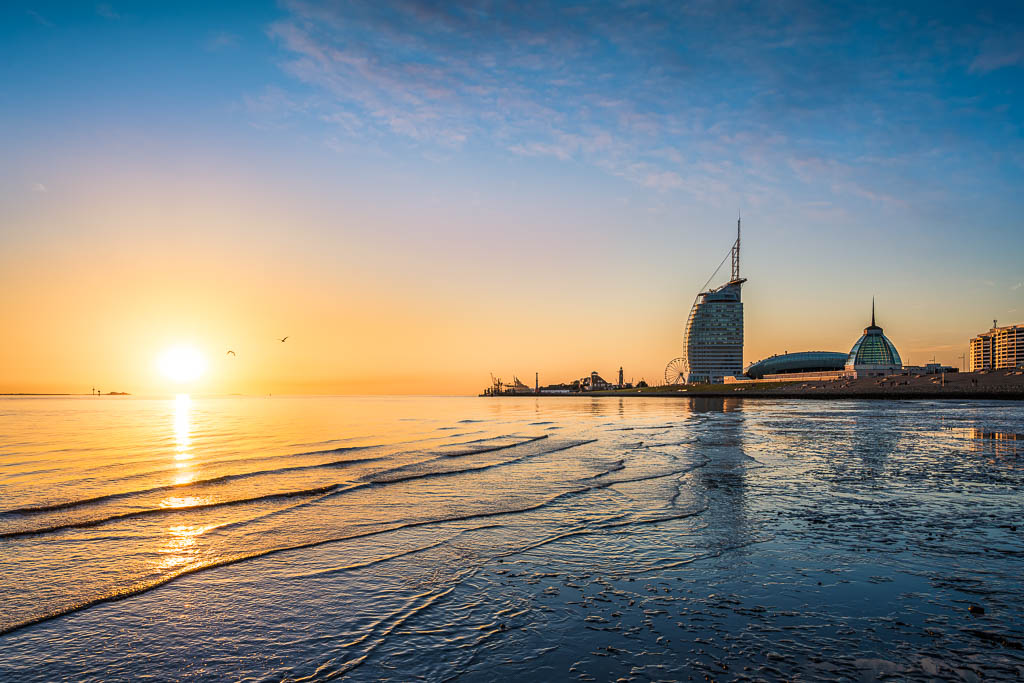 Sunset at the coast in Bremerhaven