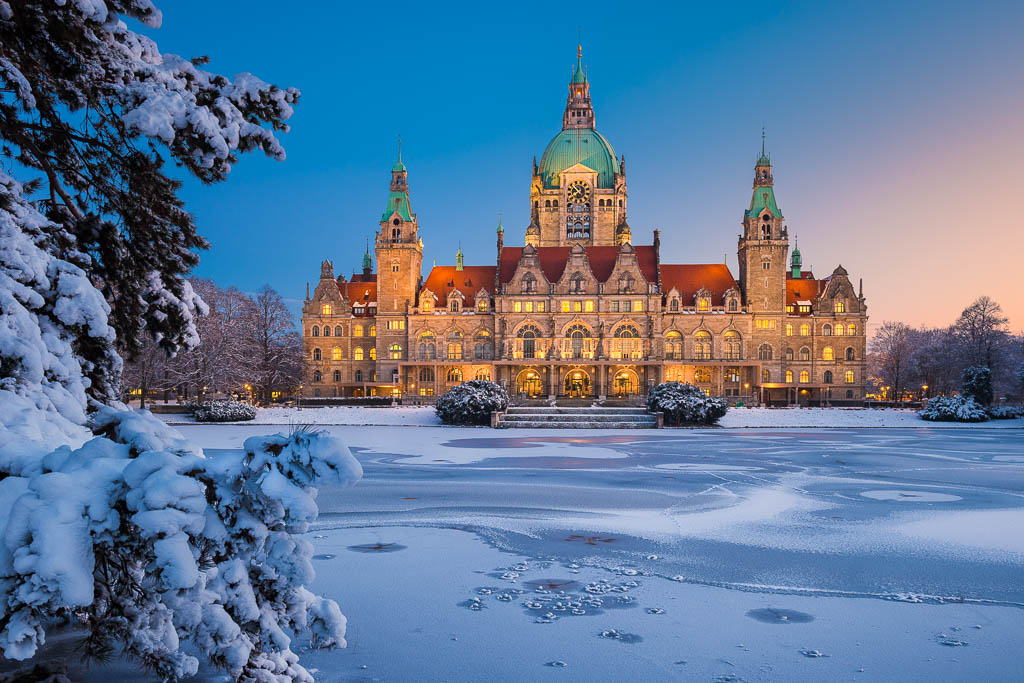 Rathaus von Hannover im Winter