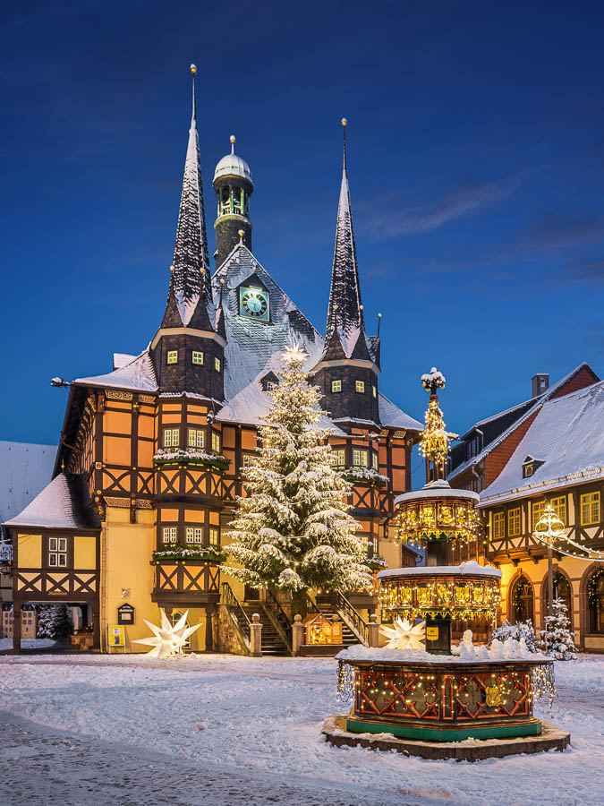Town Hall of Wernigerode during winter