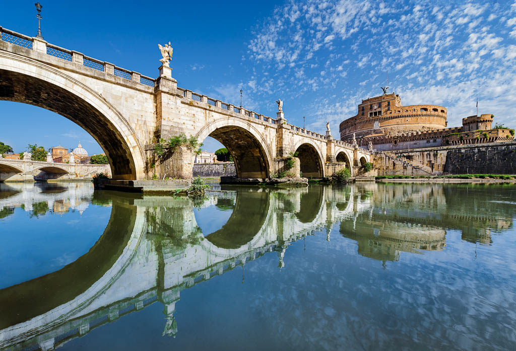 Bridge and castle Sant Angelo in Rome