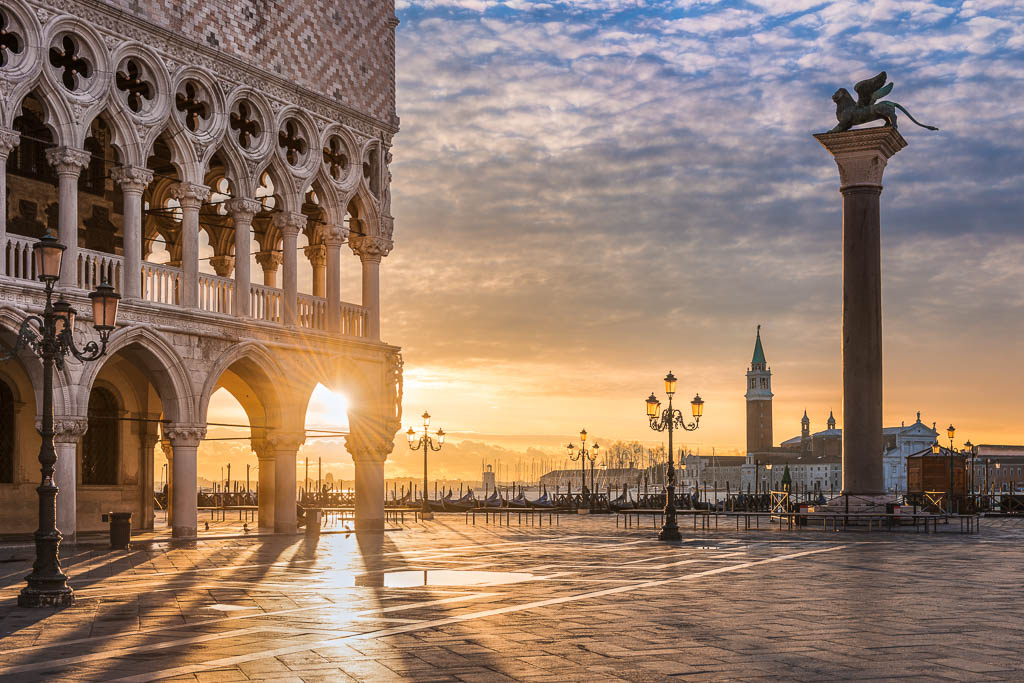 Sunrise at the San Marco square in Venice