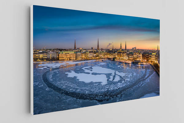 Canvas - Winter sunset skyline of Hamburg