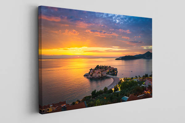 Leinwand - Sveti Stefan Insel in Montenegro bei Sonnenuntergang